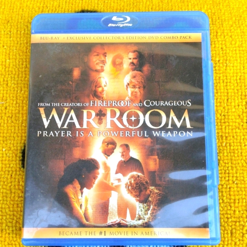 Blue Ray Disc War Room